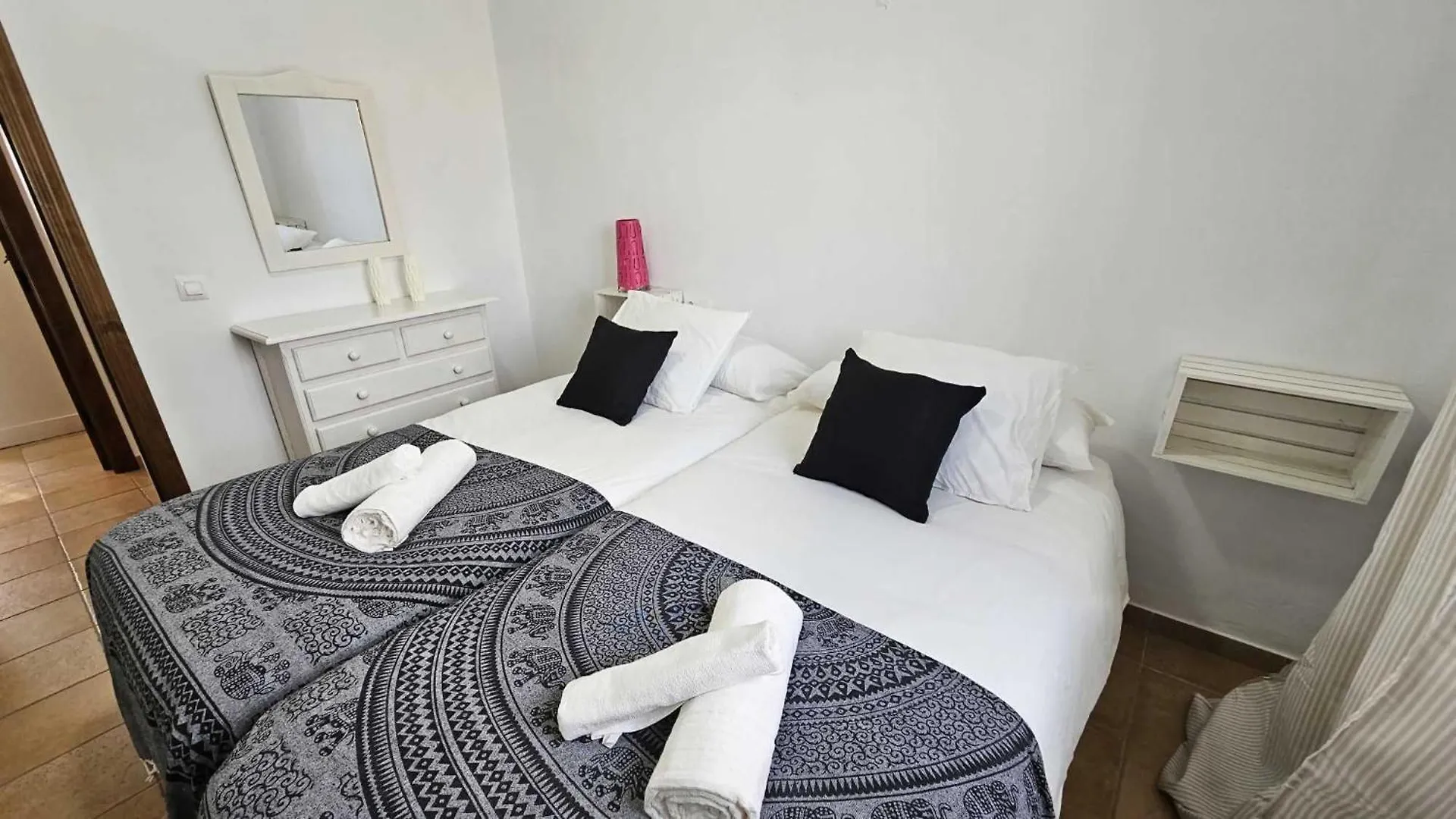 Holiday home Casa Rural Limones La Puebla de Cazalla