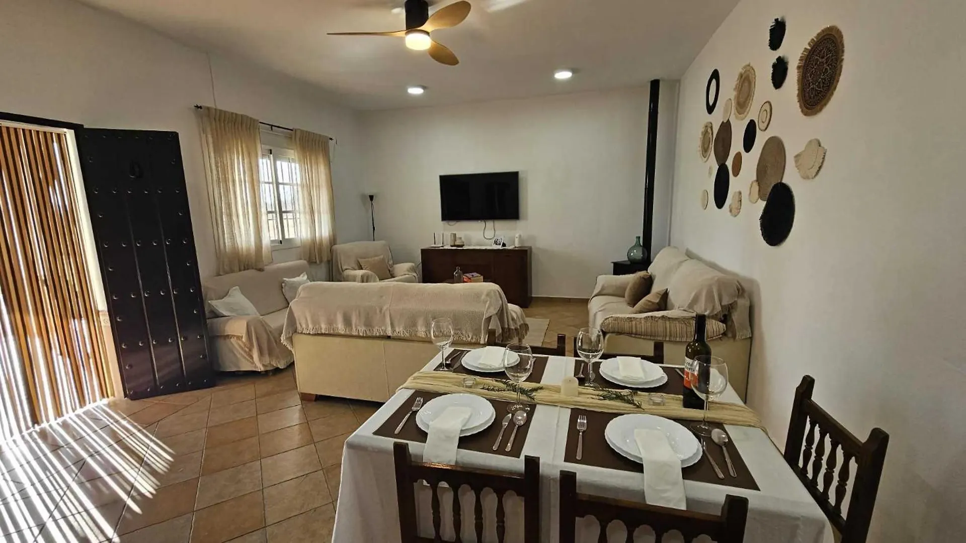 Holiday home Casa Rural Limones La Puebla de Cazalla Spain