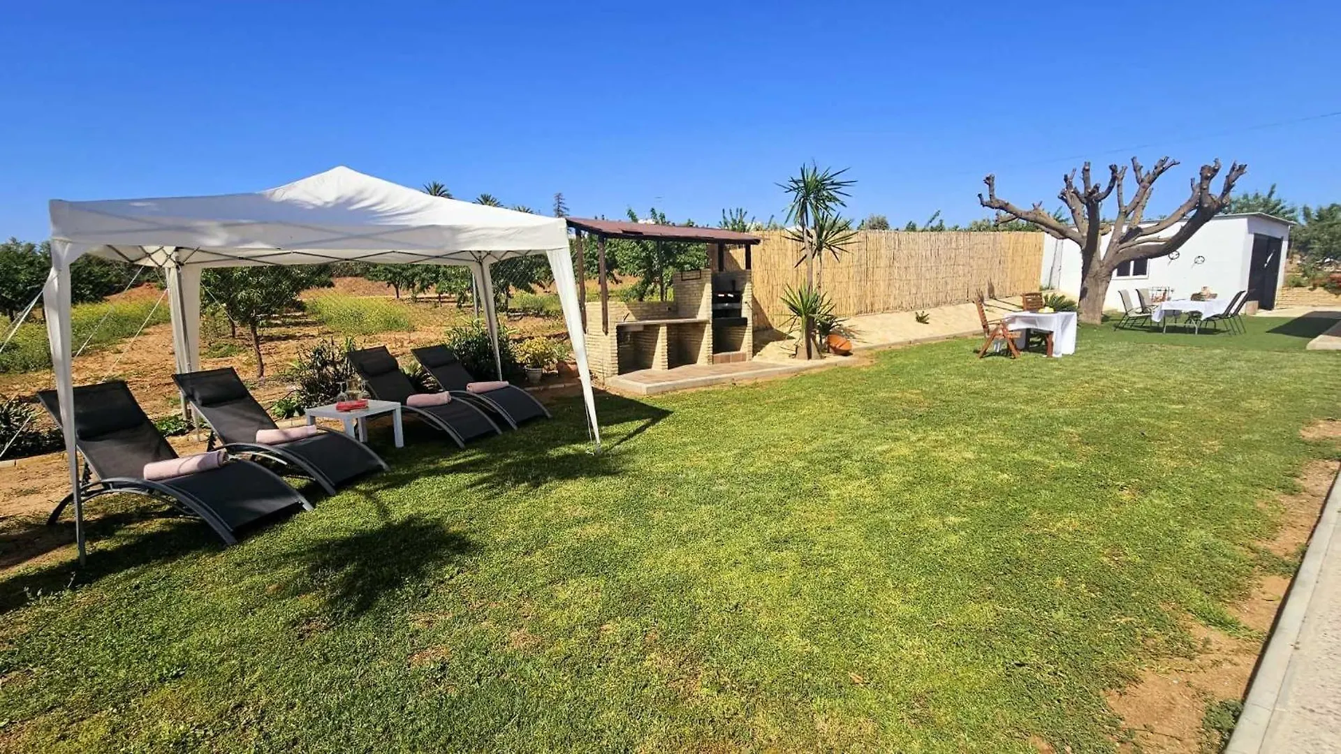 Holiday home Casa Rural Limones La Puebla de Cazalla Spain