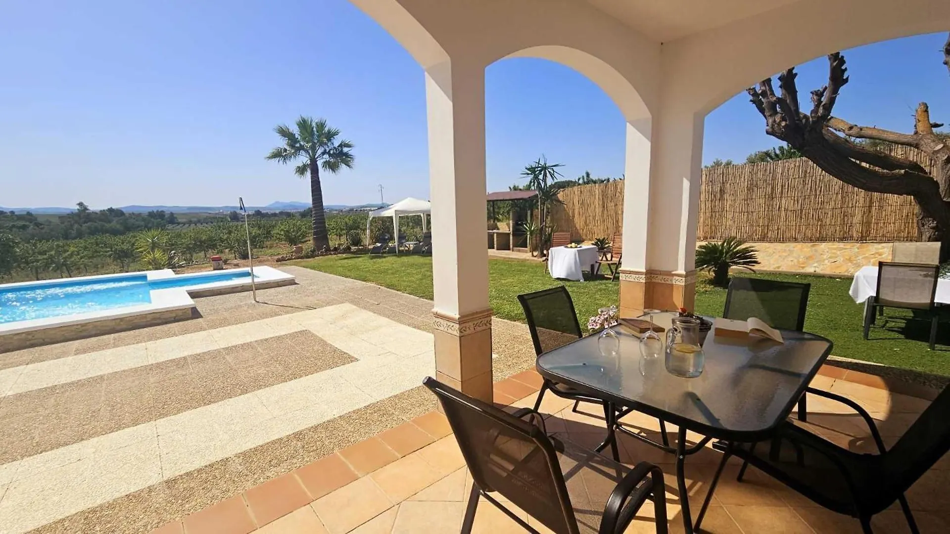 Casa Rural Limones 라 푸엘블라 데 카사야 펜션